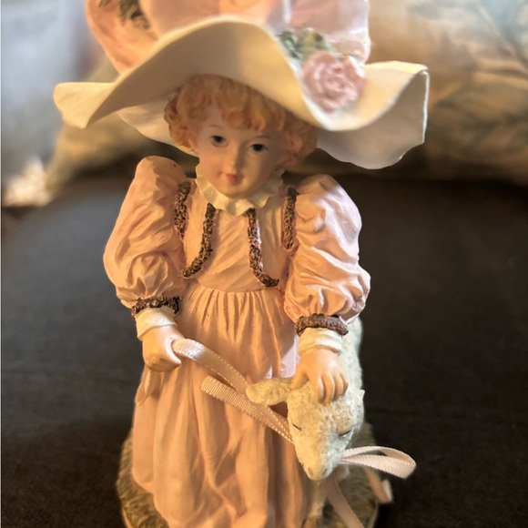 This Lil Lady “Maud Humphrey Bogart” by The Heirloom Tradition bundle item only - Picture 5 of 6